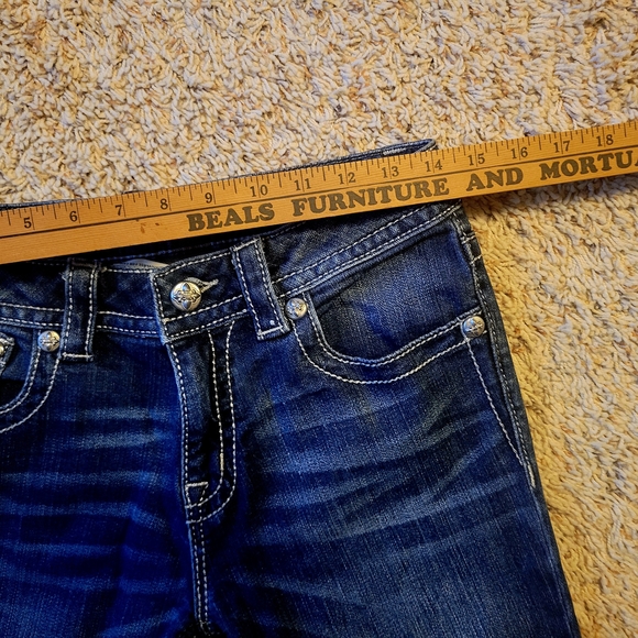 Miss Me Capris - Picture 2 of 9